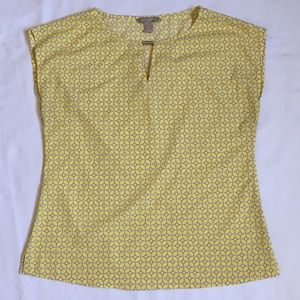 Banana Republic Top Cut Out Geometric Size M